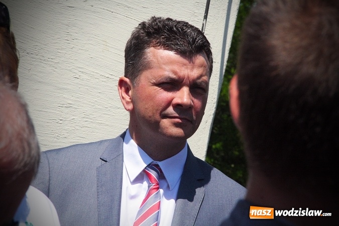 Zdjęcie w galerii na portalu naszwodzislaw.com: Pociąg papieski w Olzie. Tłumy wiernych. FOTORELACJA wiadomości z regionu