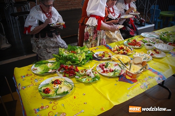 Zdjęcie w galerii na portalu naszwodzislaw.com: WCK: Rodzina razem się trzyma  wiadomości z regionu