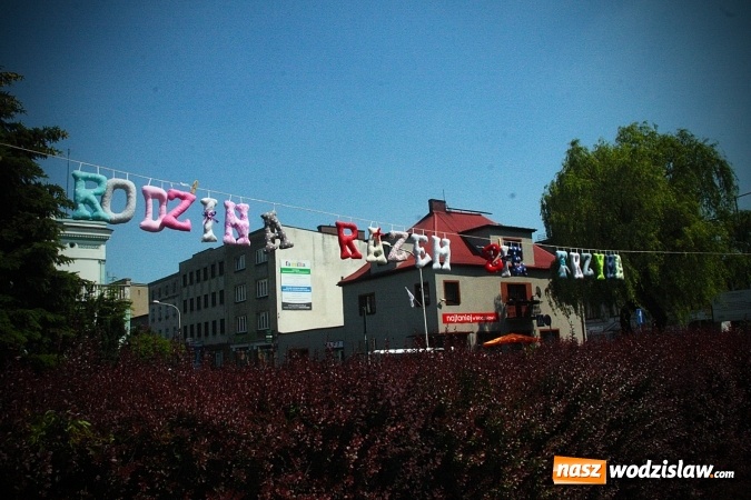 Zdjęcie w galerii na portalu naszwodzislaw.com: WCK: Rodzina razem się trzyma  wiadomości z regionu