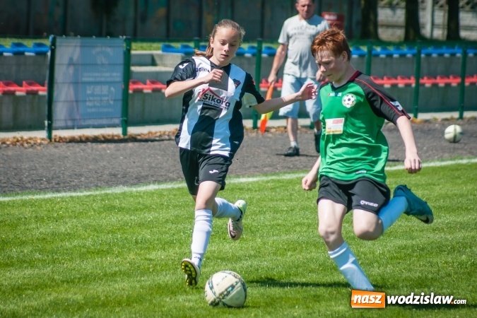Zdjęcie w galerii na portalu naszwodzislaw.com: Przegrywać także trzeba się nauczyć. Nieprzyjemny incydent po meczu trampkarzy w Tworkowie wiadomości z regionu