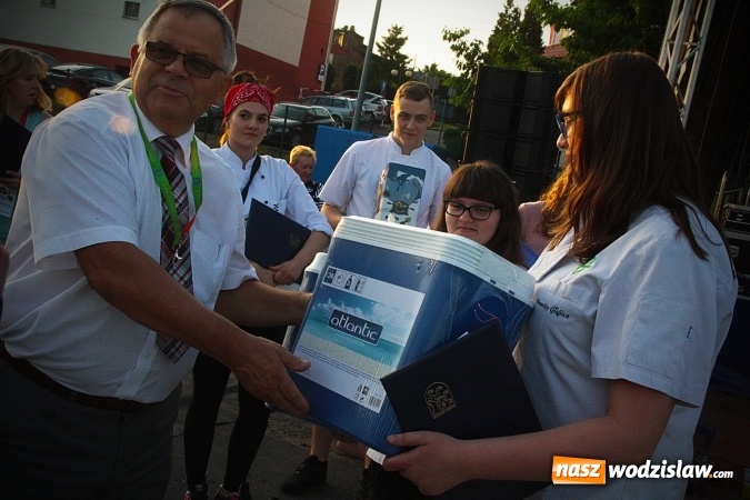 Zdjęcie w galerii na portalu naszwodzislaw.com: XXII Dni Marklowic. Zabawa z De Facto wiadomości z regionu