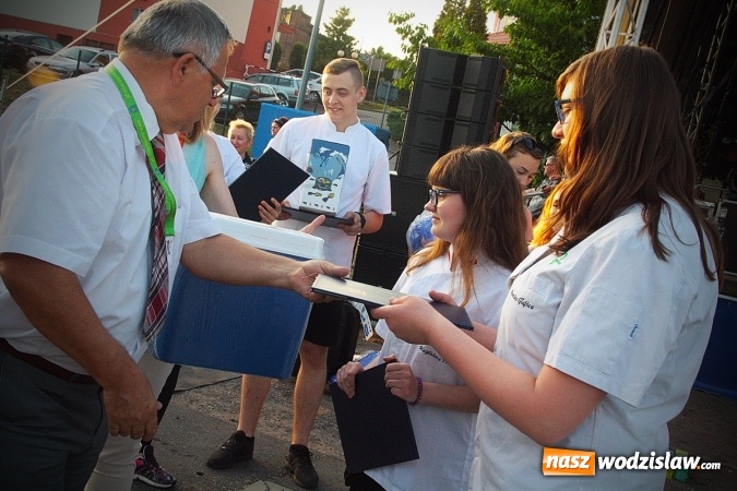 Zdjęcie w galerii na portalu naszwodzislaw.com: XXII Dni Marklowic. Zabawa z De Facto wiadomości z regionu