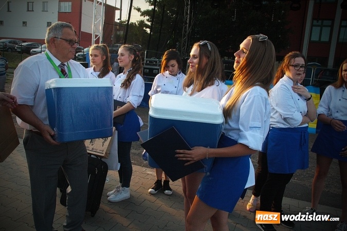 Zdjęcie w galerii na portalu naszwodzislaw.com: XXII Dni Marklowic. Zabawa z De Facto wiadomości z regionu