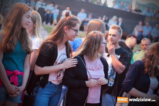 Zdjęcie w galerii na portalu naszwodzislaw.com: Jamal rozkołysał Psz&oacute;w! Wystartowały XXII Dni Gminy wiadomości z regionu