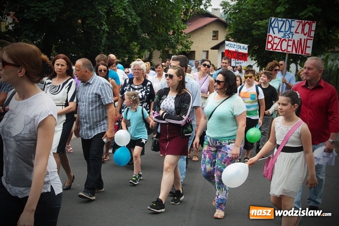 Zdjęcie w galerii na portalu naszwodzislaw.com: Marsz dla Życia i Rodziny przeszedł ulicami Wodzisławia wiadomości z regionu