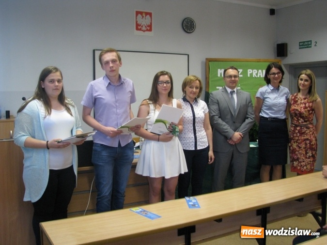 Zdjęcie w galerii na portalu naszwodzislaw.com: Uczniowie z wodzisławskiego Ekonomika najlepsi w konkursie prawniczym!  wiadomości z regionu