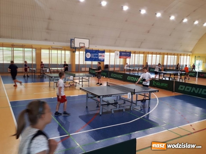 Zdjęcie w galerii na portalu naszwodzislaw.com: Turniej Tenisa Stołowego z okazji Dnia Dziecka. Rywalizowali w G2  wiadomości z regionu