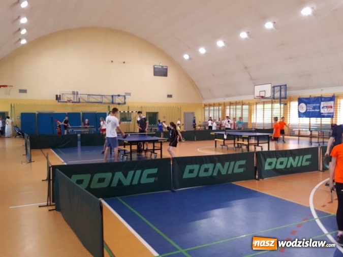 Zdjęcie w galerii na portalu naszwodzislaw.com: Turniej Tenisa Stołowego z okazji Dnia Dziecka. Rywalizowali w G2  wiadomości z regionu