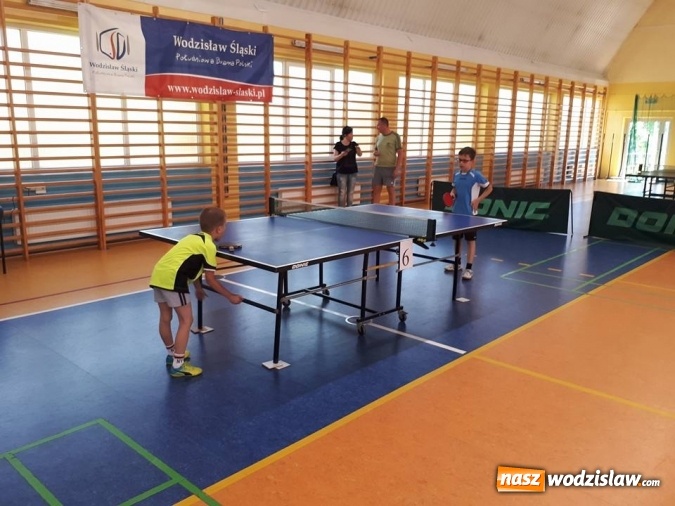 Zdjęcie w galerii na portalu naszwodzislaw.com: Turniej Tenisa Stołowego z okazji Dnia Dziecka. Rywalizowali w G2  wiadomości z regionu