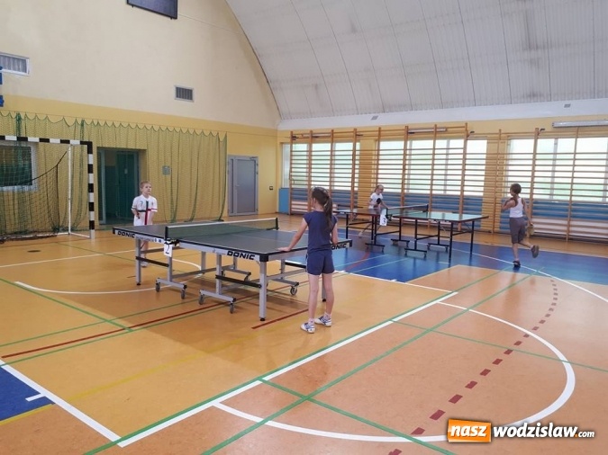 Zdjęcie w galerii na portalu naszwodzislaw.com: Turniej Tenisa Stołowego z okazji Dnia Dziecka. Rywalizowali w G2  wiadomości z regionu