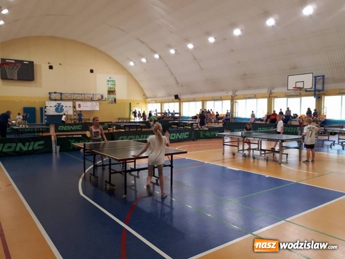 Zdjęcie w galerii na portalu naszwodzislaw.com: Turniej Tenisa Stołowego z okazji Dnia Dziecka. Rywalizowali w G2  wiadomości z regionu
