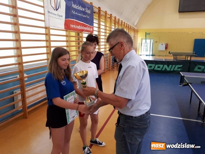 Zdjęcie w galerii na portalu naszwodzislaw.com: Turniej Tenisa Stołowego z okazji Dnia Dziecka. Rywalizowali w G2  wiadomości z regionu