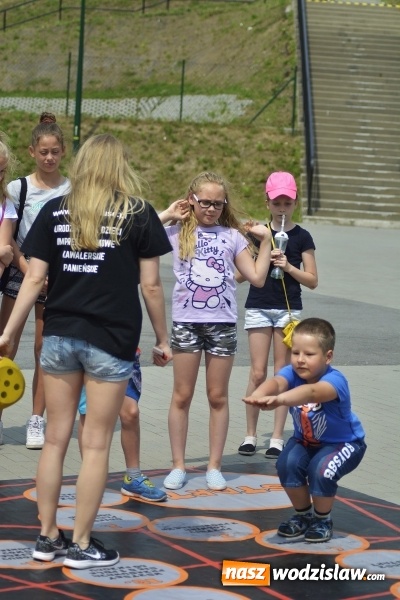 Zdjęcie w galerii na portalu naszwodzislaw.com: Festiwal Atrakcji z okazji Dnia Dziecka w Rodzinnym Parku Rozrywki wiadomości z regionu