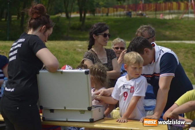 Zdjęcie w galerii na portalu naszwodzislaw.com: Festiwal Atrakcji z okazji Dnia Dziecka w Rodzinnym Parku Rozrywki wiadomości z regionu