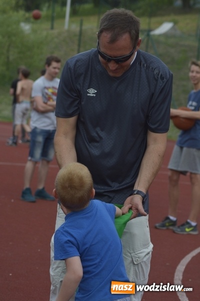 Zdjęcie w galerii na portalu naszwodzislaw.com: Festiwal Atrakcji z okazji Dnia Dziecka w Rodzinnym Parku Rozrywki wiadomości z regionu