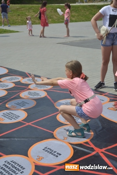 Zdjęcie w galerii na portalu naszwodzislaw.com: Festiwal Atrakcji z okazji Dnia Dziecka w Rodzinnym Parku Rozrywki wiadomości z regionu