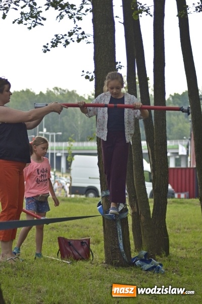 Zdjęcie w galerii na portalu naszwodzislaw.com: Festiwal Atrakcji z okazji Dnia Dziecka w Rodzinnym Parku Rozrywki wiadomości z regionu