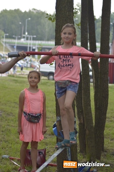 Zdjęcie w galerii na portalu naszwodzislaw.com: Festiwal Atrakcji z okazji Dnia Dziecka w Rodzinnym Parku Rozrywki wiadomości z regionu