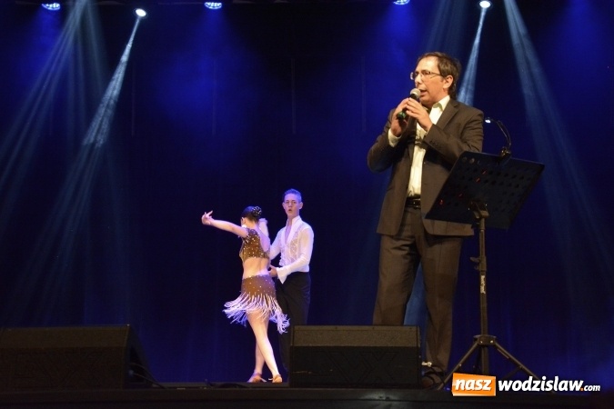 Zdjęcie w galerii na portalu naszwodzislaw.com: Showtime tancerzy Spinu na deskach WCK  wiadomości z regionu