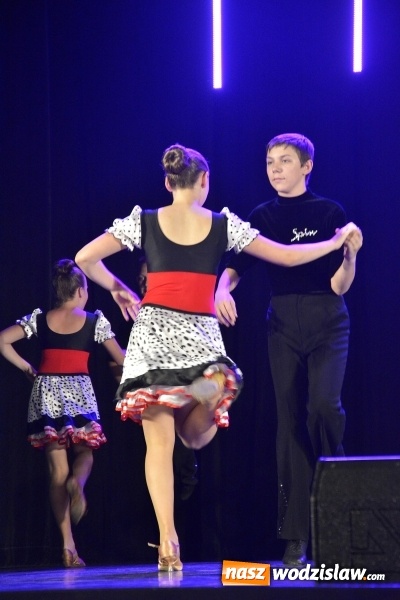 Zdjęcie w galerii na portalu naszwodzislaw.com: Showtime tancerzy Spinu na deskach WCK  wiadomości z regionu