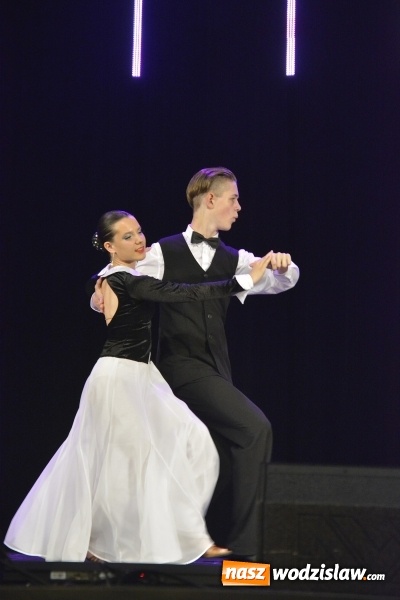 Zdjęcie w galerii na portalu naszwodzislaw.com: Showtime tancerzy Spinu na deskach WCK  wiadomości z regionu