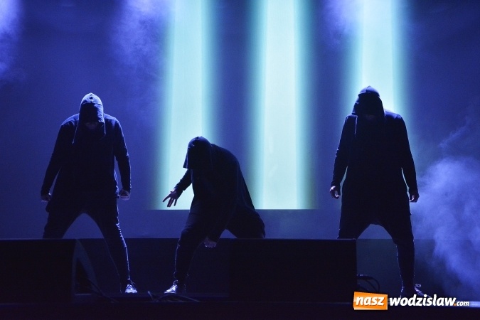 Zdjęcie w galerii na portalu naszwodzislaw.com: Showtime tancerzy Spinu na deskach WCK  wiadomości z regionu