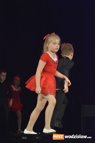 Zdjęcie w galerii na portalu naszwodzislaw.com: Showtime tancerzy Spinu na deskach WCK  wiadomości z regionu