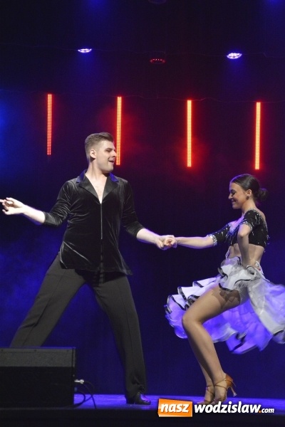 Zdjęcie w galerii na portalu naszwodzislaw.com: Showtime tancerzy Spinu na deskach WCK  wiadomości z regionu
