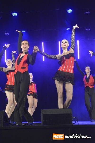 Zdjęcie w galerii na portalu naszwodzislaw.com: Showtime tancerzy Spinu na deskach WCK  wiadomości z regionu