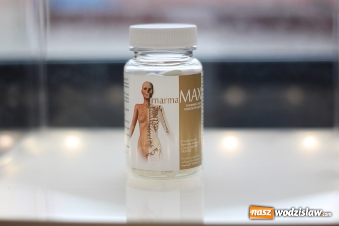 Zdjęcie w galerii na portalu naszwodzislaw.com: Wyraź siebie przez fryzurę – zadbaj o włosy z systemem marmaMAX! wiadomości z regionu