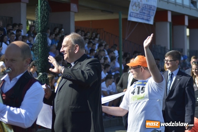 Zdjęcie w galerii na portalu naszwodzislaw.com: XV Powiatowa Olimpiada Osób Niepełnosprawnych. FOTORELACJA wiadomości z regionu