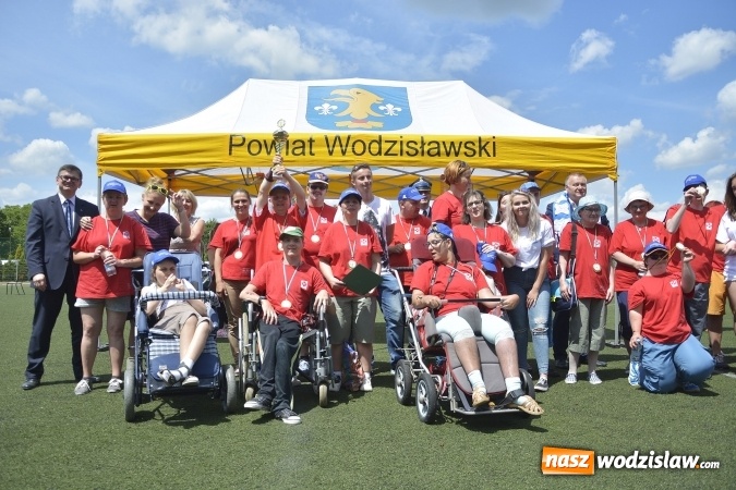 Zdjęcie w galerii na portalu naszwodzislaw.com: XV Powiatowa Olimpiada Osób Niepełnosprawnych. FOTORELACJA wiadomości z regionu