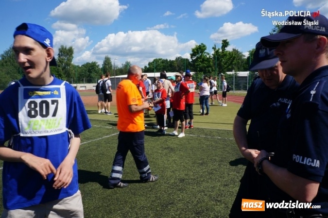 Zdjęcie w galerii na portalu naszwodzislaw.com: Dzielnicowi na Powiatowej Olimpiadzie Osób Niepełnosprawnych wiadomości z regionu