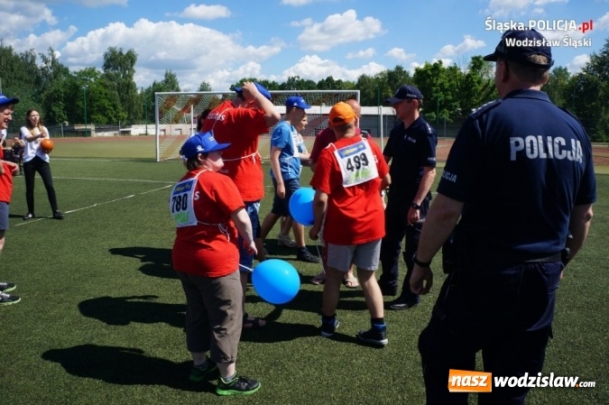 Zdjęcie w galerii na portalu naszwodzislaw.com: Dzielnicowi na Powiatowej Olimpiadzie Osób Niepełnosprawnych wiadomości z regionu