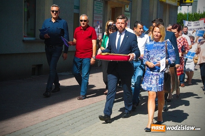 Zdjęcie w galerii na portalu naszwodzislaw.com: Ogromny klucz na 48. Dni Wodzisławia Śląskiego! Przed nami trzy dni zabawy wiadomości z regionu