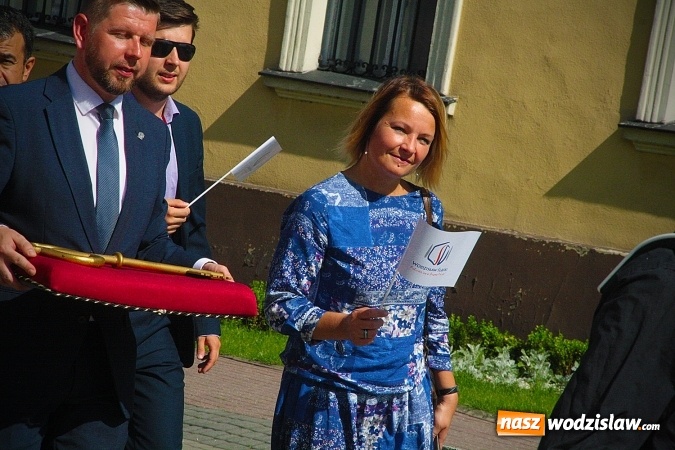 Zdjęcie w galerii na portalu naszwodzislaw.com: Ogromny klucz na 48. Dni Wodzisławia Śląskiego! Przed nami trzy dni zabawy wiadomości z regionu