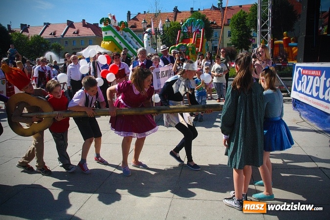 Zdjęcie w galerii na portalu naszwodzislaw.com: Ogromny klucz na 48. Dni Wodzisławia Śląskiego! Przed nami trzy dni zabawy wiadomości z regionu