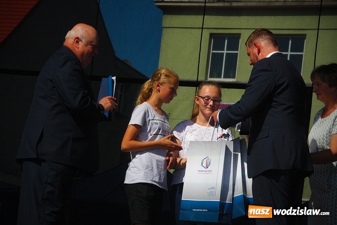 Zdjęcie w galerii na portalu naszwodzislaw.com: Ogromny klucz na 48. Dni Wodzisławia Śląskiego! Przed nami trzy dni zabawy wiadomości z regionu