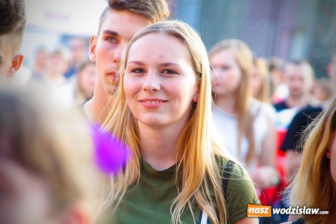 Zdjęcie w galerii na portalu naszwodzislaw.com: Gorąca salsoteka na zakończenie pierwszego dnia obchodów Dni Wodzisławia wiadomości z regionu