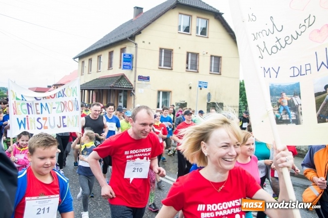 Zdjęcie w galerii na portalu naszwodzislaw.com: W Rogowie pobiegli dla chorych chłopców wiadomości z regionu
