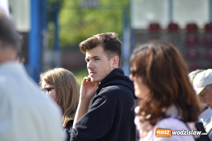 Zdjęcie w galerii na portalu naszwodzislaw.com: Edyta Górecka, Szymon Chodyniecki, Monika Lewczuk oraz Video - oto gwiazdy drugiego dnia 48 Dni Wodzisławia [FOTORELACJA] wiadomości z regionu