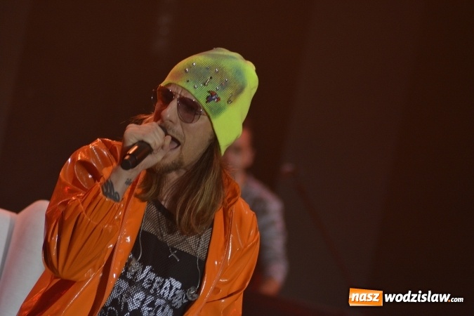 Zdjęcie w galerii na portalu naszwodzislaw.com: Edyta Górecka, Szymon Chodyniecki, Monika Lewczuk oraz Video - oto gwiazdy drugiego dnia 48 Dni Wodzisławia [FOTORELACJA] wiadomości z regionu