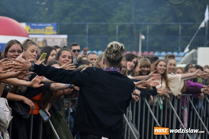 Zdjęcie w galerii na portalu naszwodzislaw.com: Edyta Górecka, Szymon Chodyniecki, Monika Lewczuk oraz Video - oto gwiazdy drugiego dnia 48 Dni Wodzisławia [FOTORELACJA] wiadomości z regionu