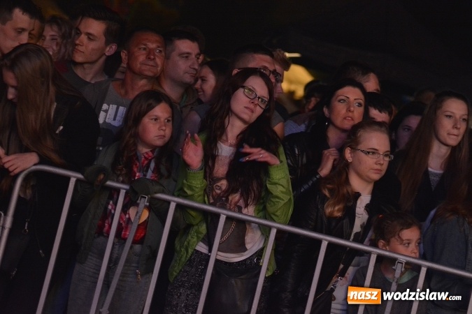 Zdjęcie w galerii na portalu naszwodzislaw.com: Edyta Górecka, Szymon Chodyniecki, Monika Lewczuk oraz Video - oto gwiazdy drugiego dnia 48 Dni Wodzisławia [FOTORELACJA] wiadomości z regionu