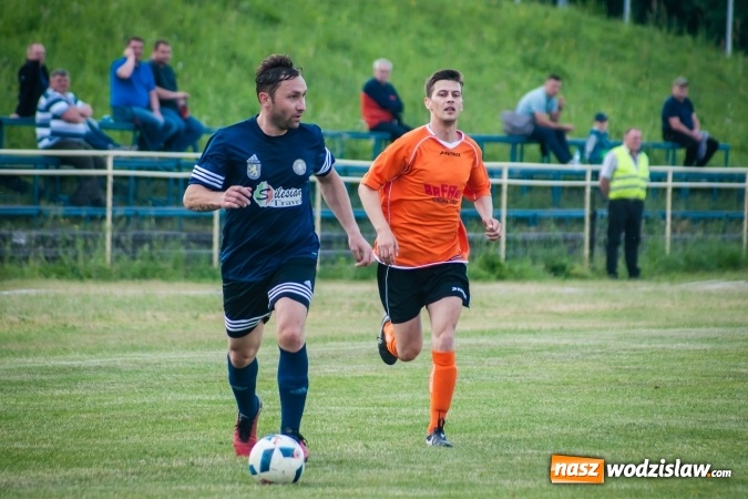 Zdjęcie w galerii na portalu naszwodzislaw.com: Zmiennicy pociągnęli grę. Rafako pokonało Marklowice wiadomości z regionu