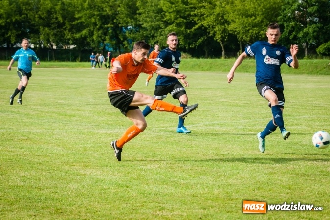 Zdjęcie w galerii na portalu naszwodzislaw.com: Zmiennicy pociągnęli grę. Rafako pokonało Marklowice wiadomości z regionu