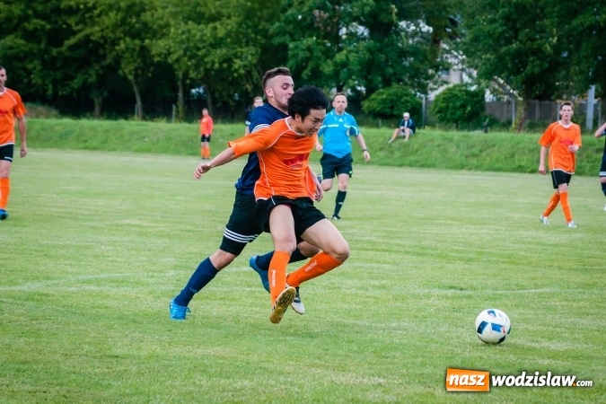 Zdjęcie w galerii na portalu naszwodzislaw.com: Zmiennicy pociągnęli grę. Rafako pokonało Marklowice wiadomości z regionu