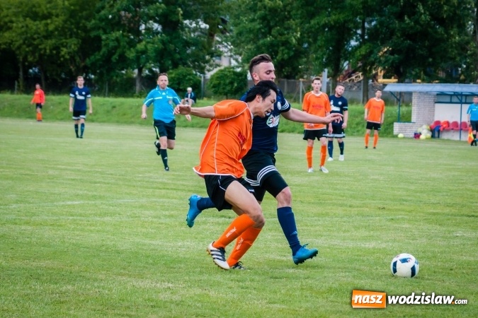 Zdjęcie w galerii na portalu naszwodzislaw.com: Zmiennicy pociągnęli grę. Rafako pokonało Marklowice wiadomości z regionu