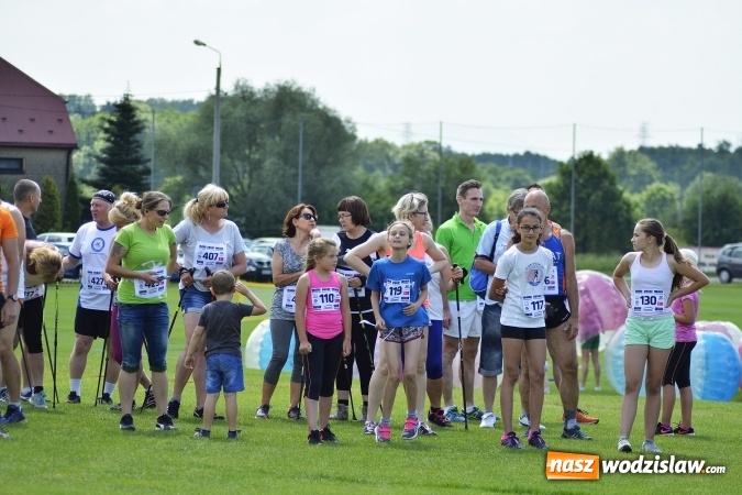 Zdjęcie w galerii na portalu naszwodzislaw.com: Rodzinny Piknik Sportowy. Moc atrakcji dla małych i dużych  wiadomości z regionu