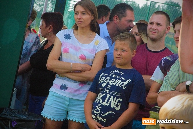 Zdjęcie w galerii na portalu naszwodzislaw.com: Międzyparafialny Rodzinny Festyn Fatimski w Krostoszowicach. Na finał wystąpi Ireneusz Krosny wiadomości z regionu